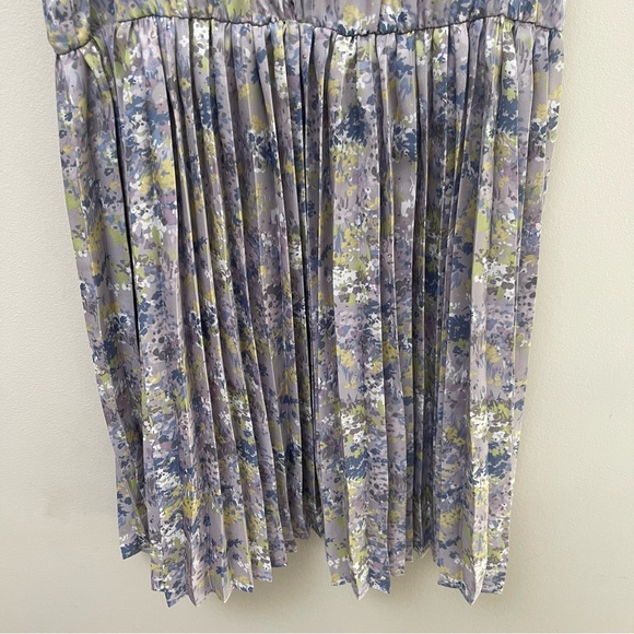 LC Lauren Conrad Pleated Dress - Picture 5 of 10